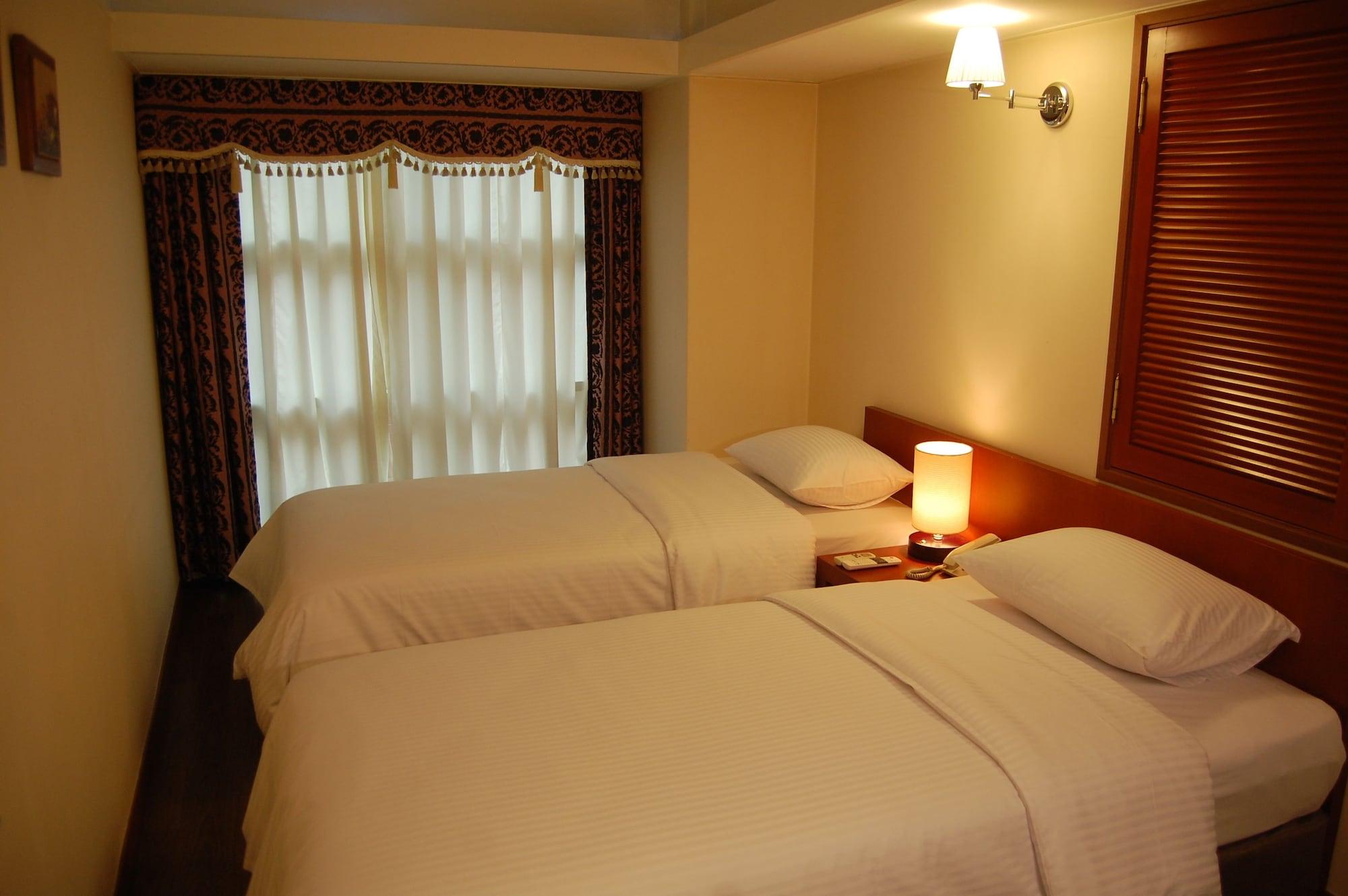 New Korea Hotel Seoul Exterior photo